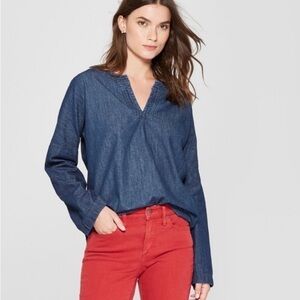 Universal thread denim tunic top nwt